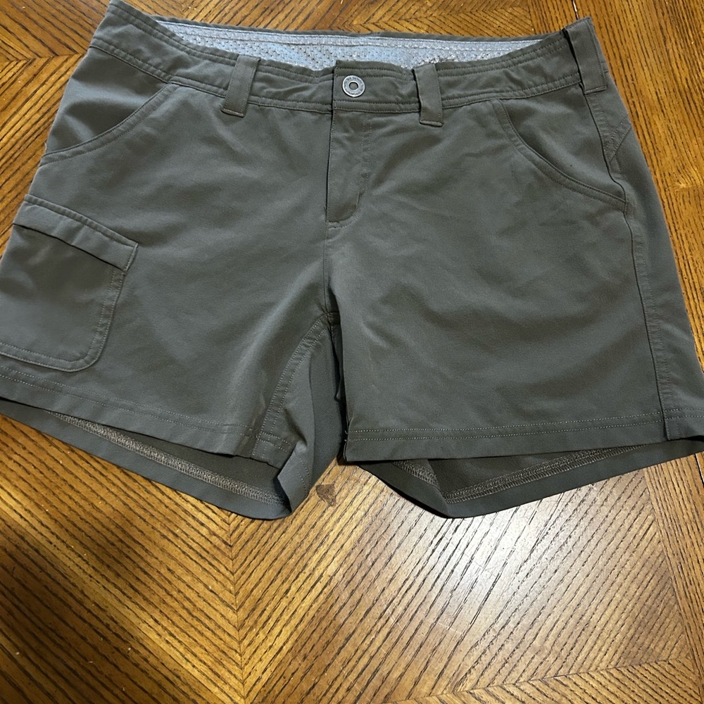 The North Face Women's Olive Green Almatta Performance Hiking Shorts Size 4